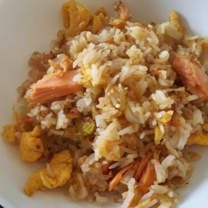 タイ米で作る鮭チャーハン レシピ 作り方 By Syori74 楽天レシピ タイ米で作る鮭チャーハン レシピ 作り方 By Syori74 楽天レシピ